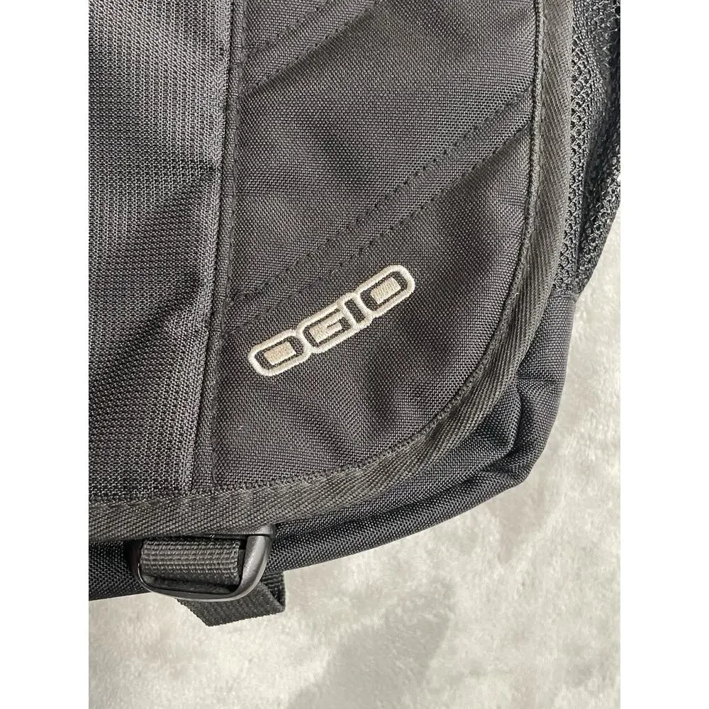OGIO Shoulder Messenger Laptop Computer Bag 18”x 13” Black EUC